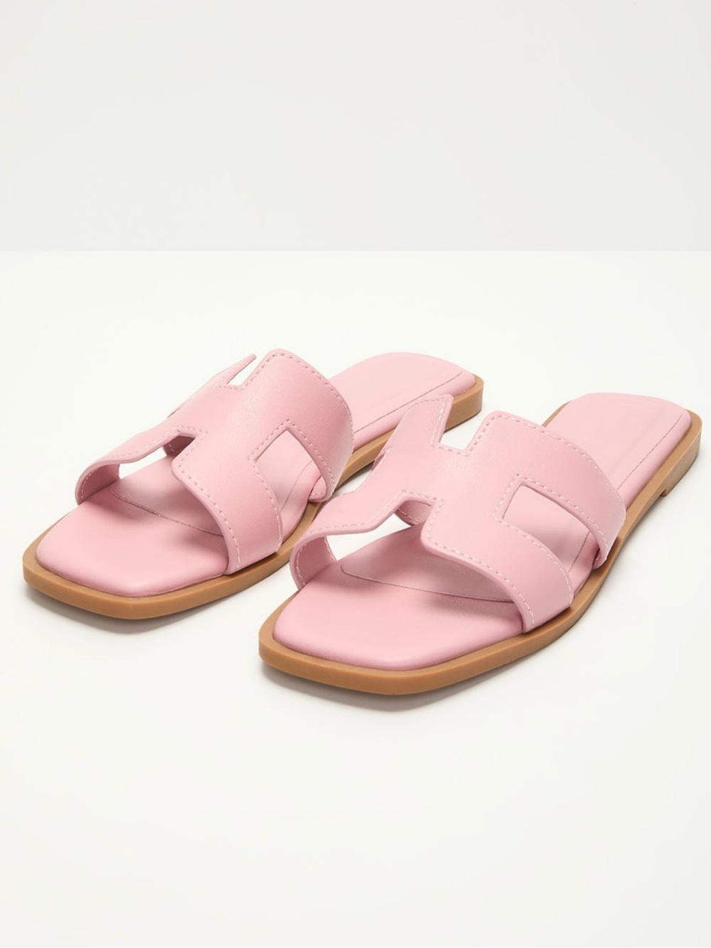 Never Worn Women's Pink Slide Sandals - Picture 2 of 9